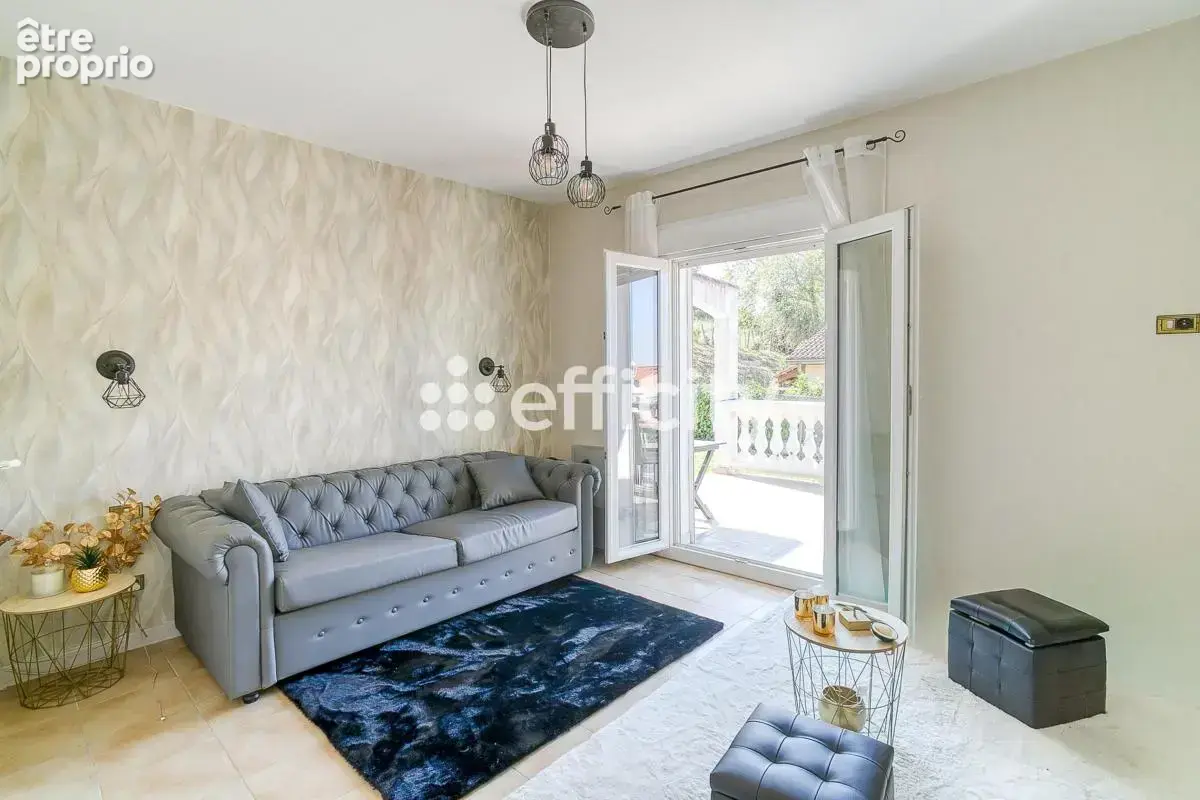 Maison 7 pièces 185 m² à vendre à Saint-Pierre-De-Chandieu (69780) - photo 11