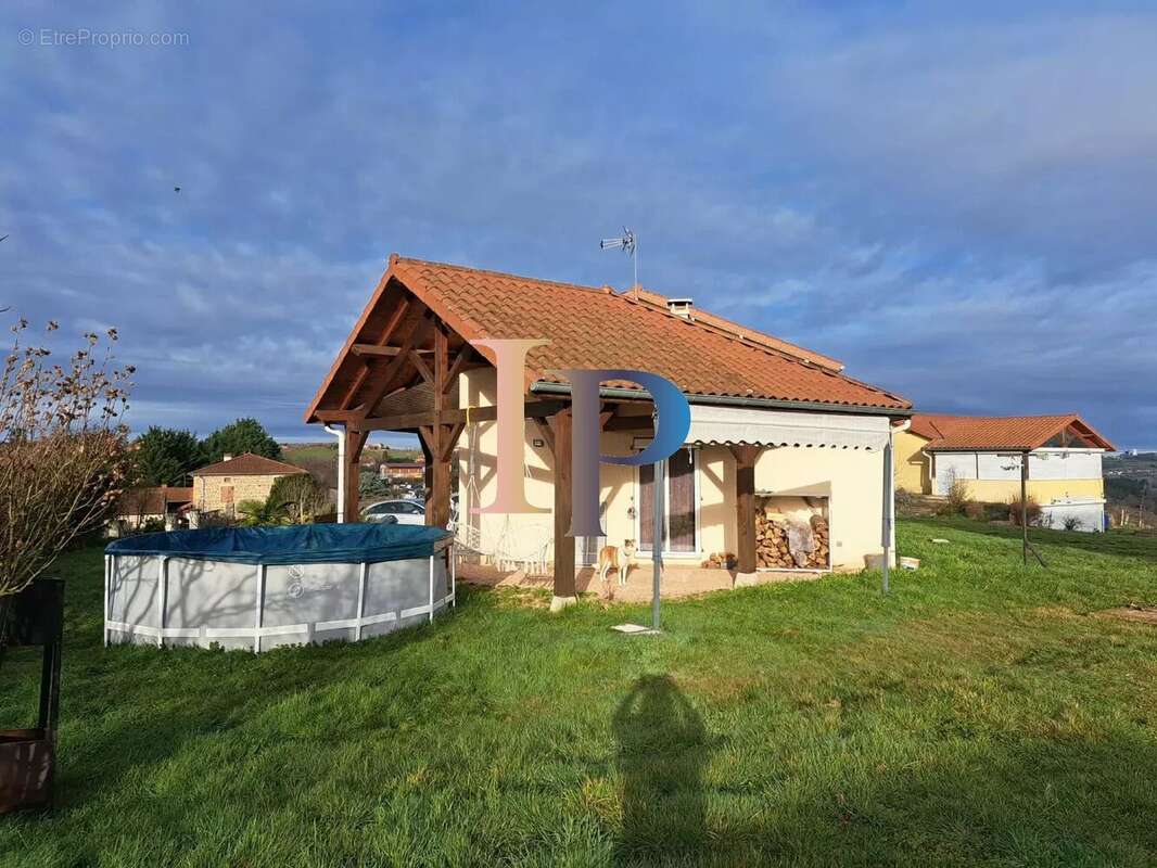 Maison à CUINZIER