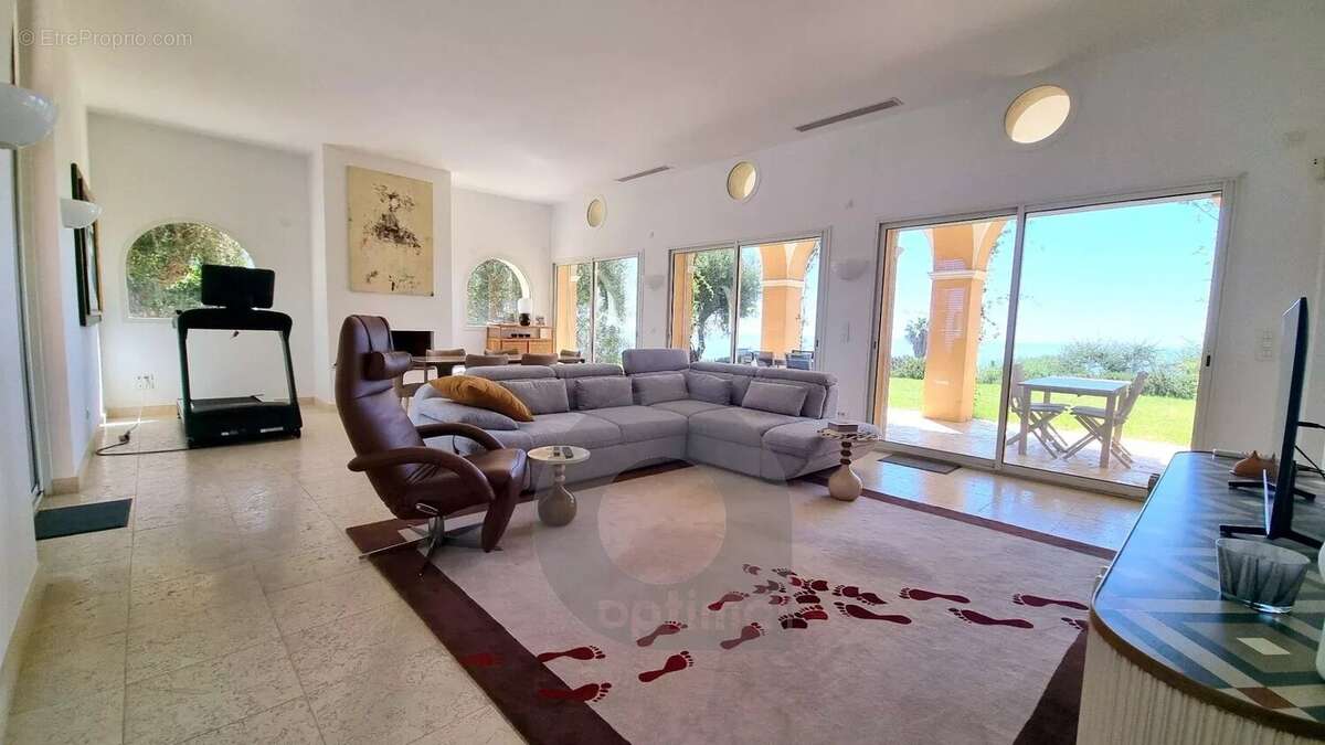 Maison à ROQUEBRUNE-CAP-MARTIN