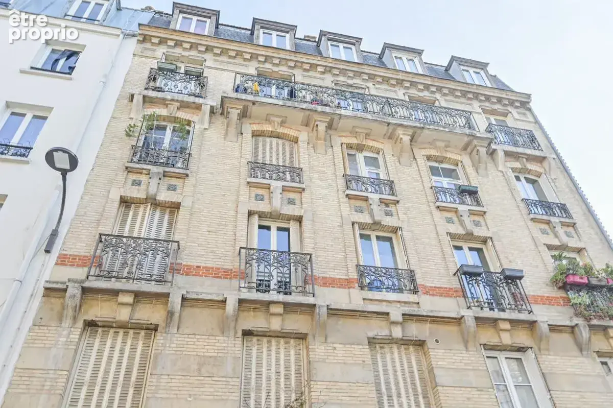 Appartement À Vendre Paris 18ᵉ - photo 9