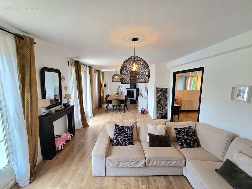 Maison à BOURGBARRE