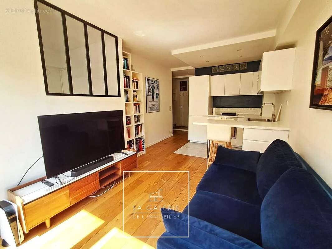 Appartement à PARIS-15E