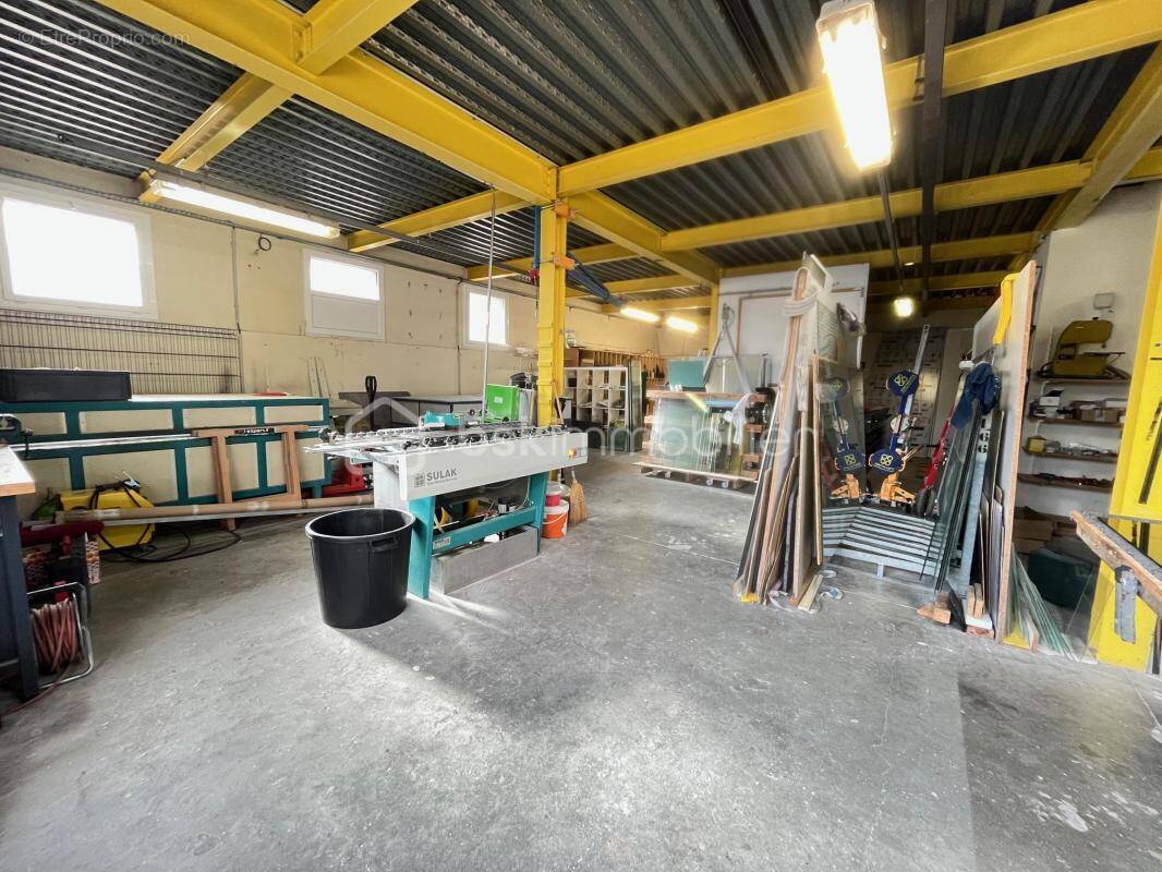 Commerce à SAINT-ETIENNE