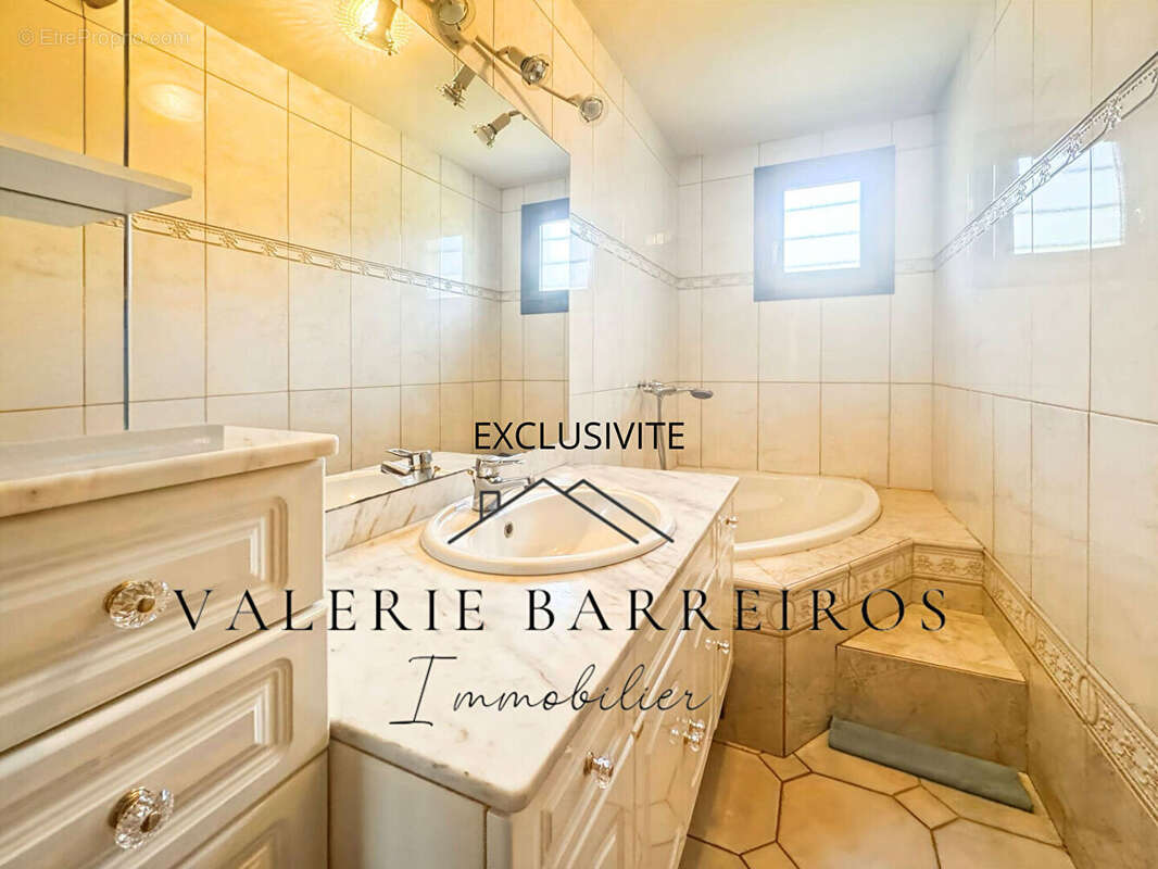 Maison à SOTTEVILLE-SOUS-LE-VAL