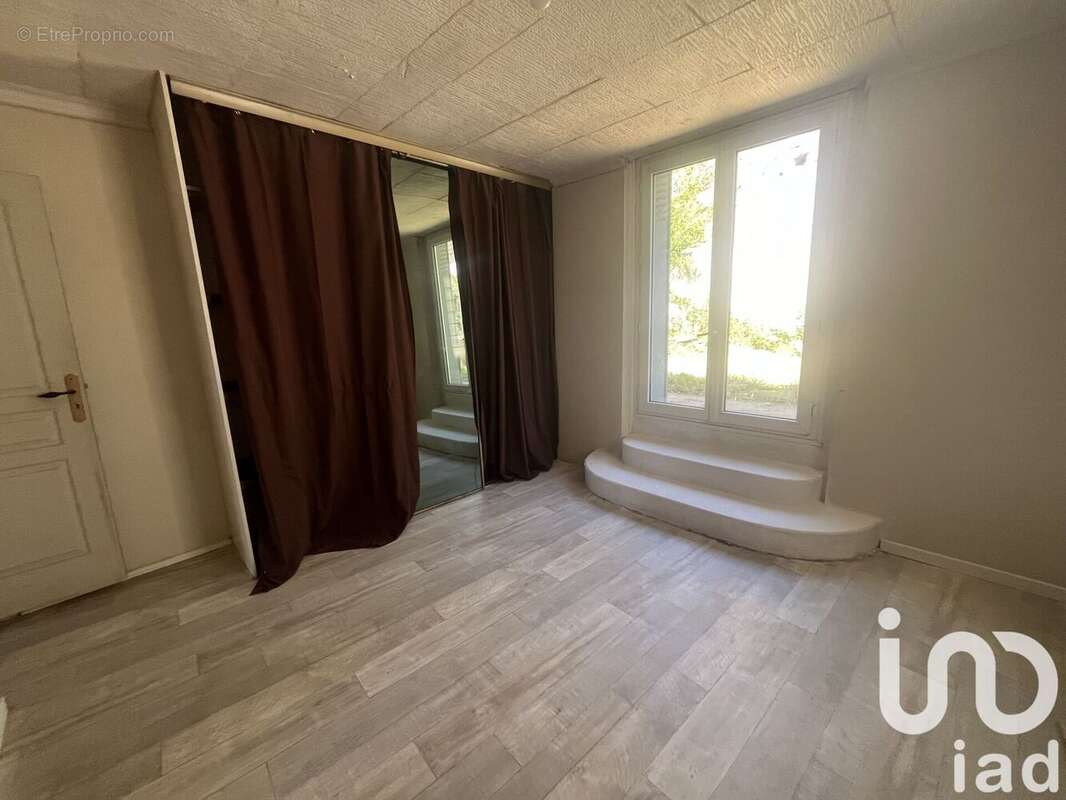 Photo 5 - Maison à VILLEMER