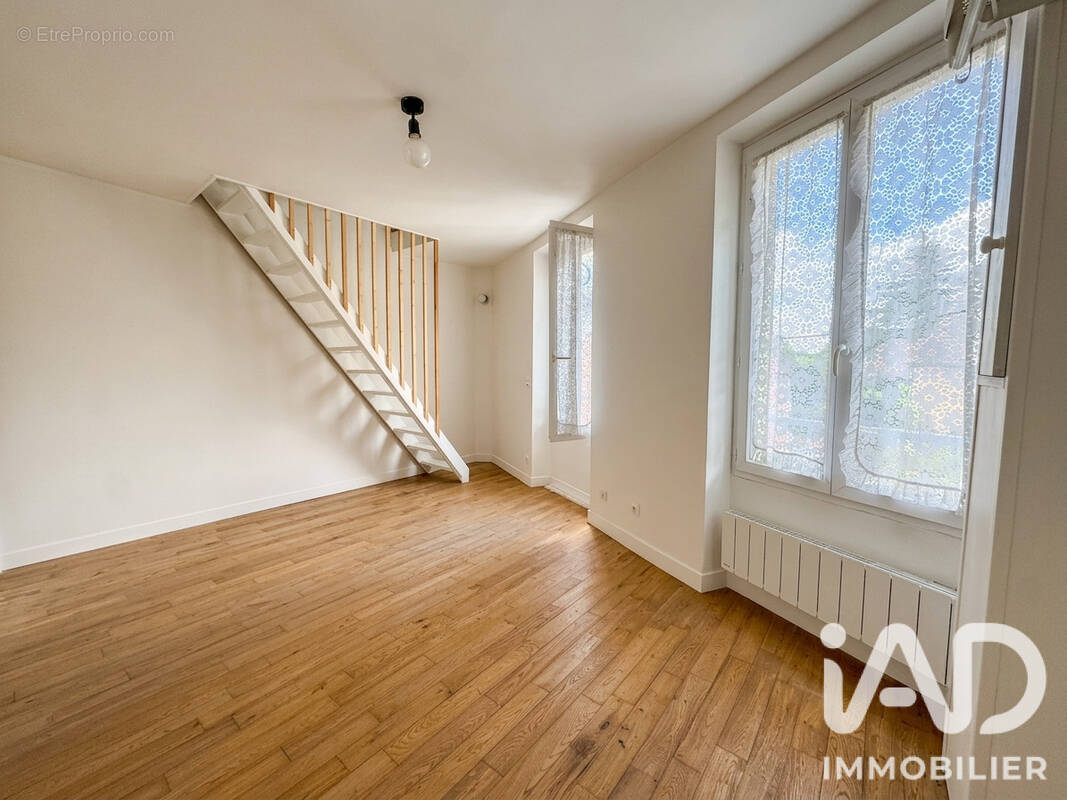 Photo 1 - Appartement à SAINT-MICHEL-SUR-ORGE