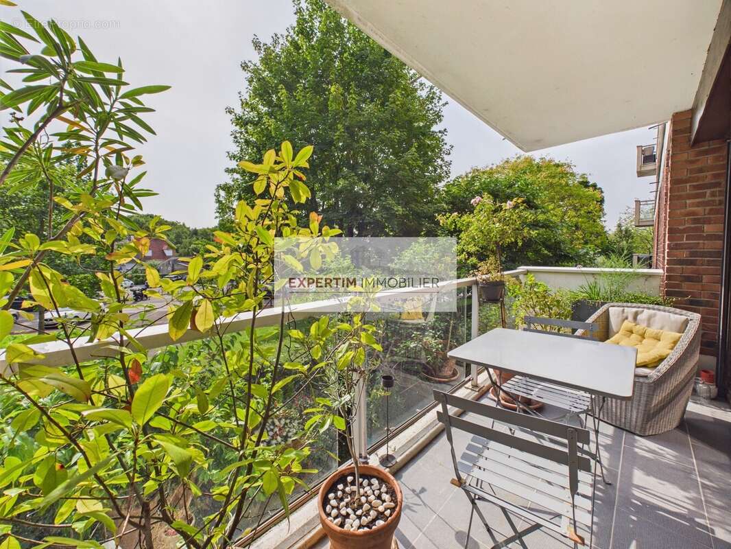 Appartement à JOUY-EN-JOSAS