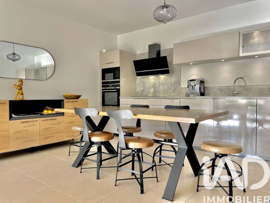 Photo 1 - Appartement à SAINT-RAPHAEL