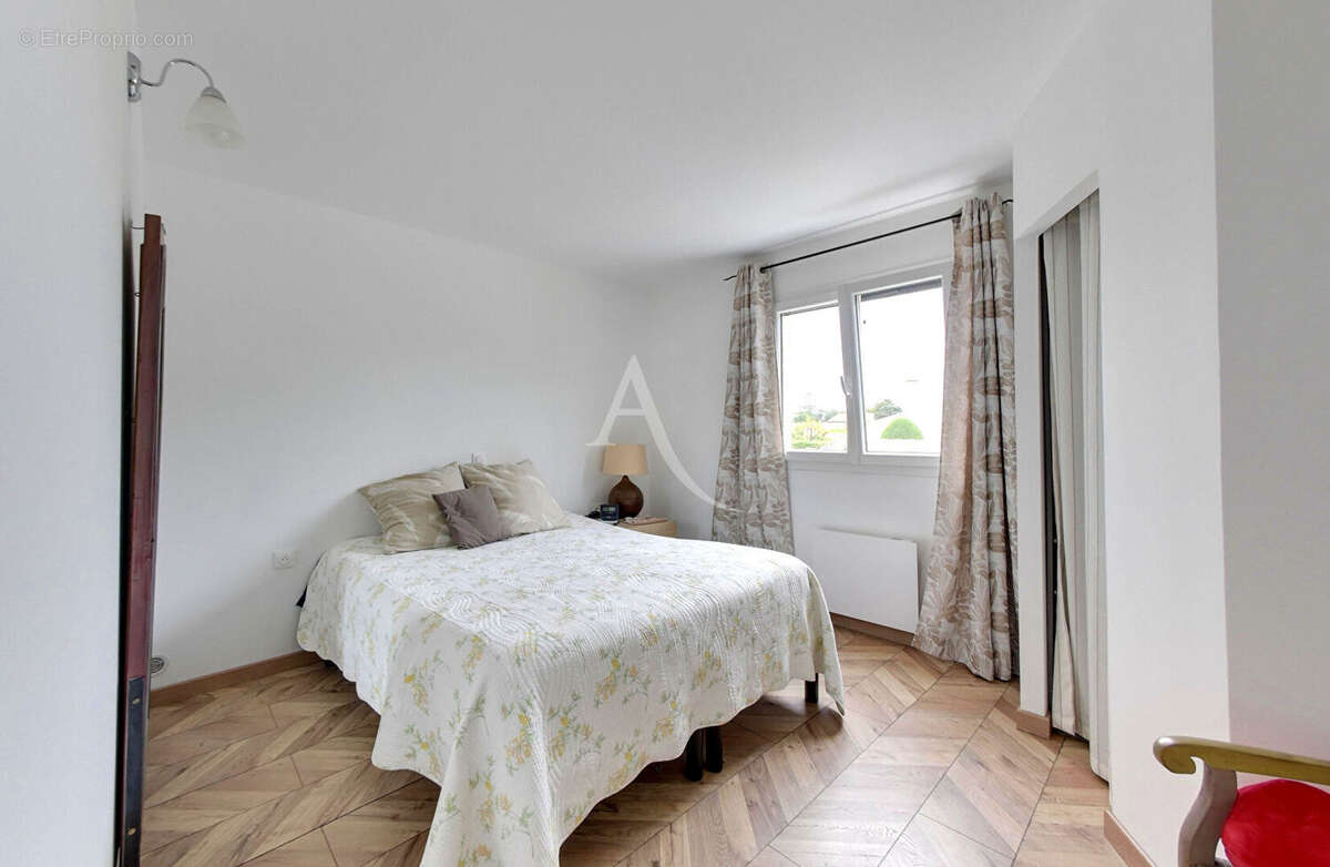 Maison à SALLES-SUR-MER