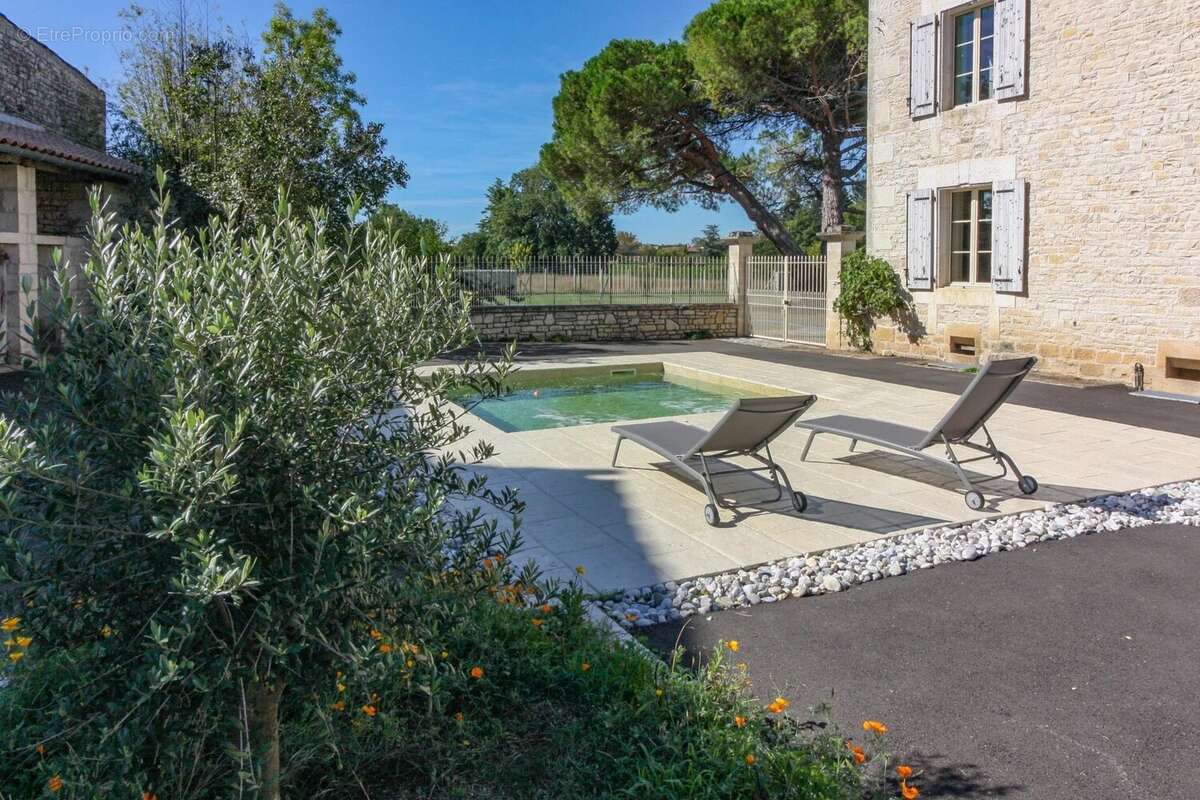 Maison à MAINE-DE-BOIXE