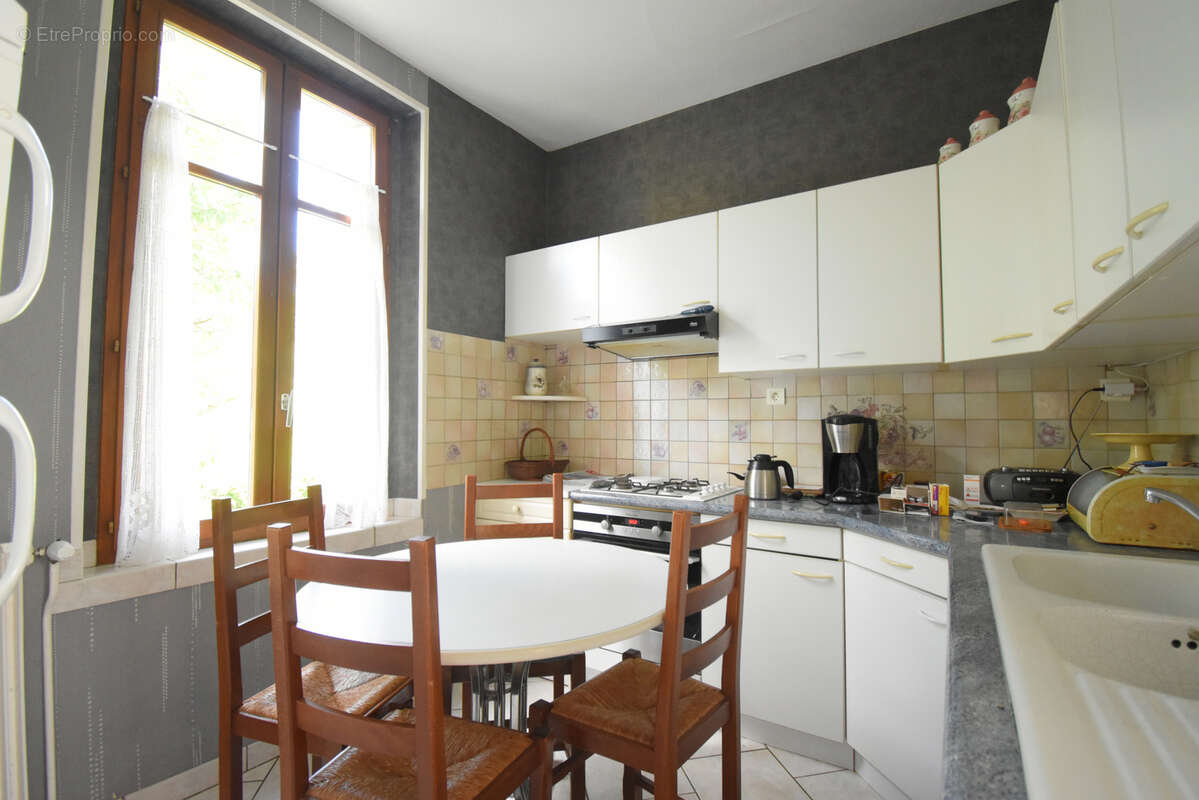Maison individuelle avec terrain et grand garage sur FOUG - photo 10