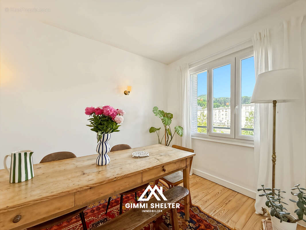 Appartement à CHAMALIERES