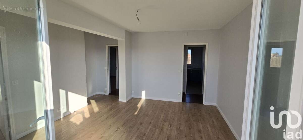 Photo 4 - Appartement à FLEURY-LES-AUBRAIS