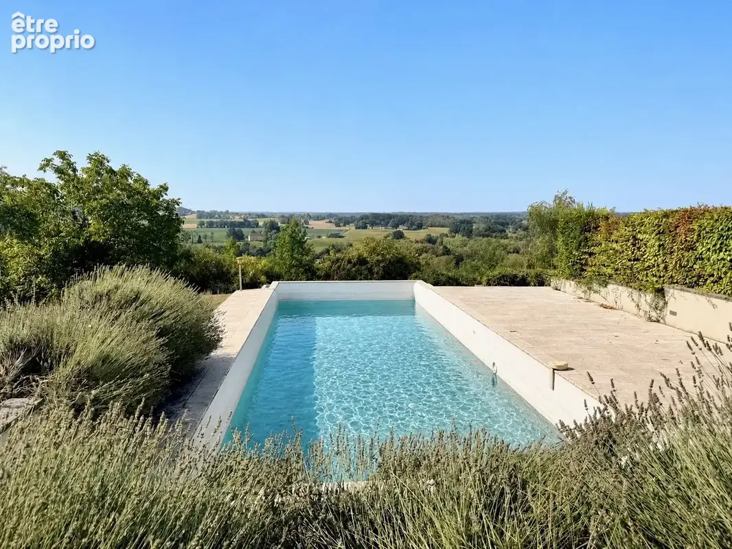 Maison 469 m² à Plaisance  - photo 3