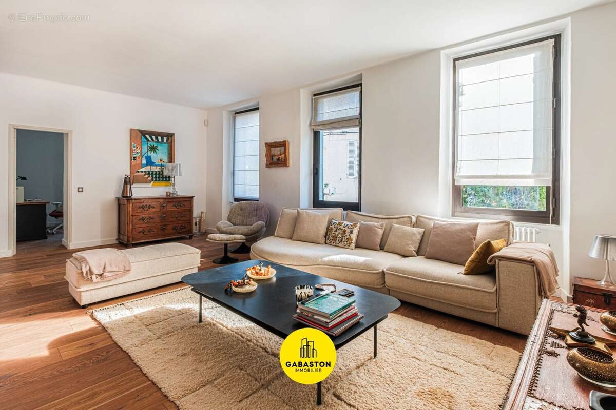 Maison à MARSEILLE-6E