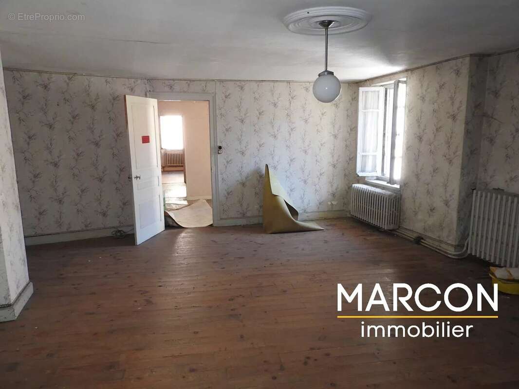 Maison à GENTIOUX-PIGEROLLES