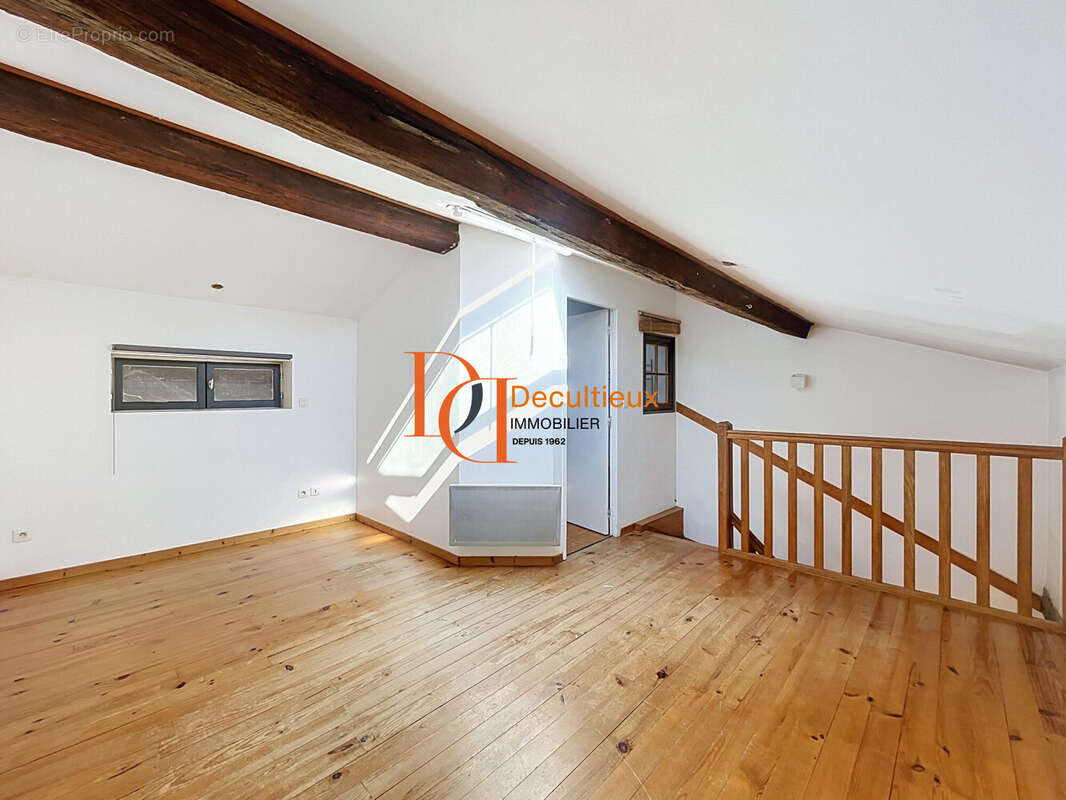 Appartement 41 m² à Marcy-L'etoile  - photo 6