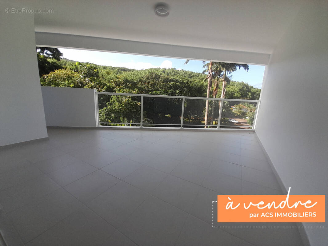 Appartement à LES TROIS-ILETS