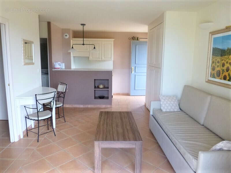 Appartement à L&#039;ISLE-SUR-LA-SORGUE