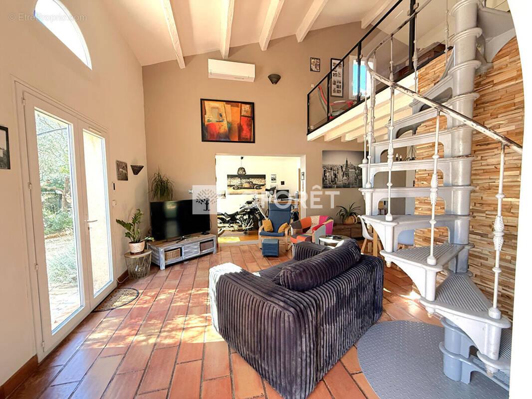 Maison à SAINT-MAXIMIN-LA-SAINTE-BAUME