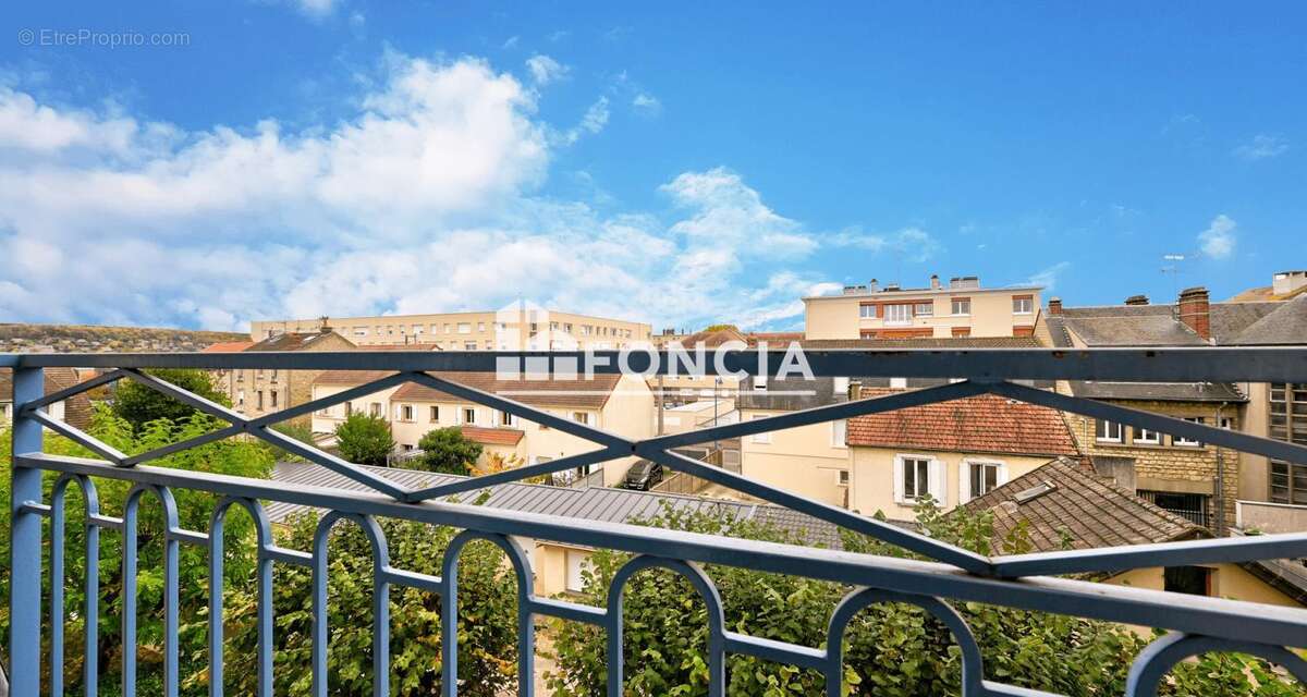 Appartement à MANTES-LA-JOLIE