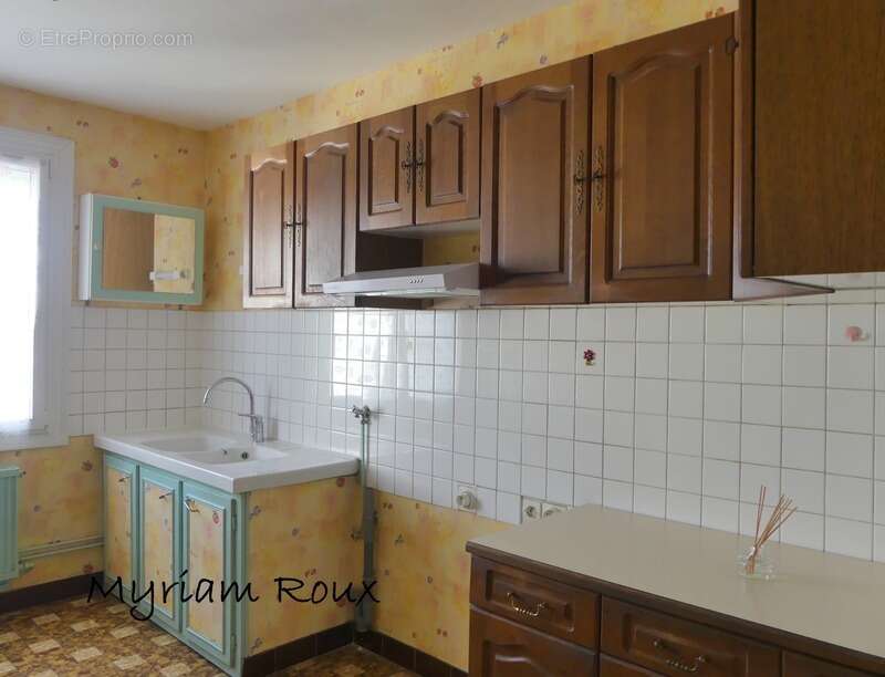 Maison à LA CHAPELLE-SAINT-MESMIN