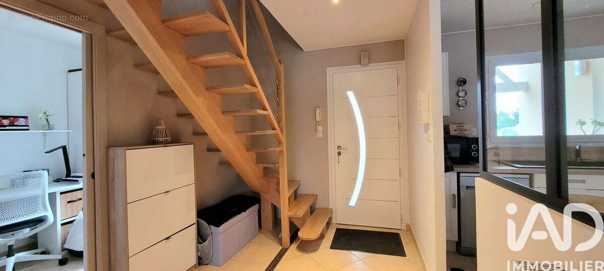 Photo 5 - Maison à ROCHES-PREMARIE-ANDILLE