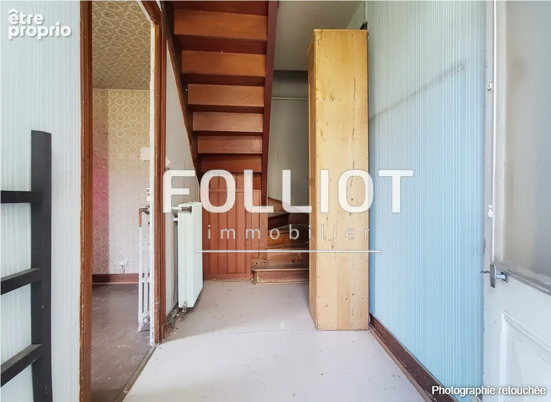 Maison à vendre à Saint-Jean-le-Thomas - Potentiel à rénover - photo 3