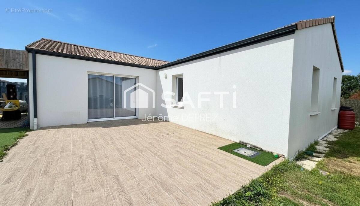 Photo 1 - Maison à MAREUIL-SUR-LAY-DISSAIS