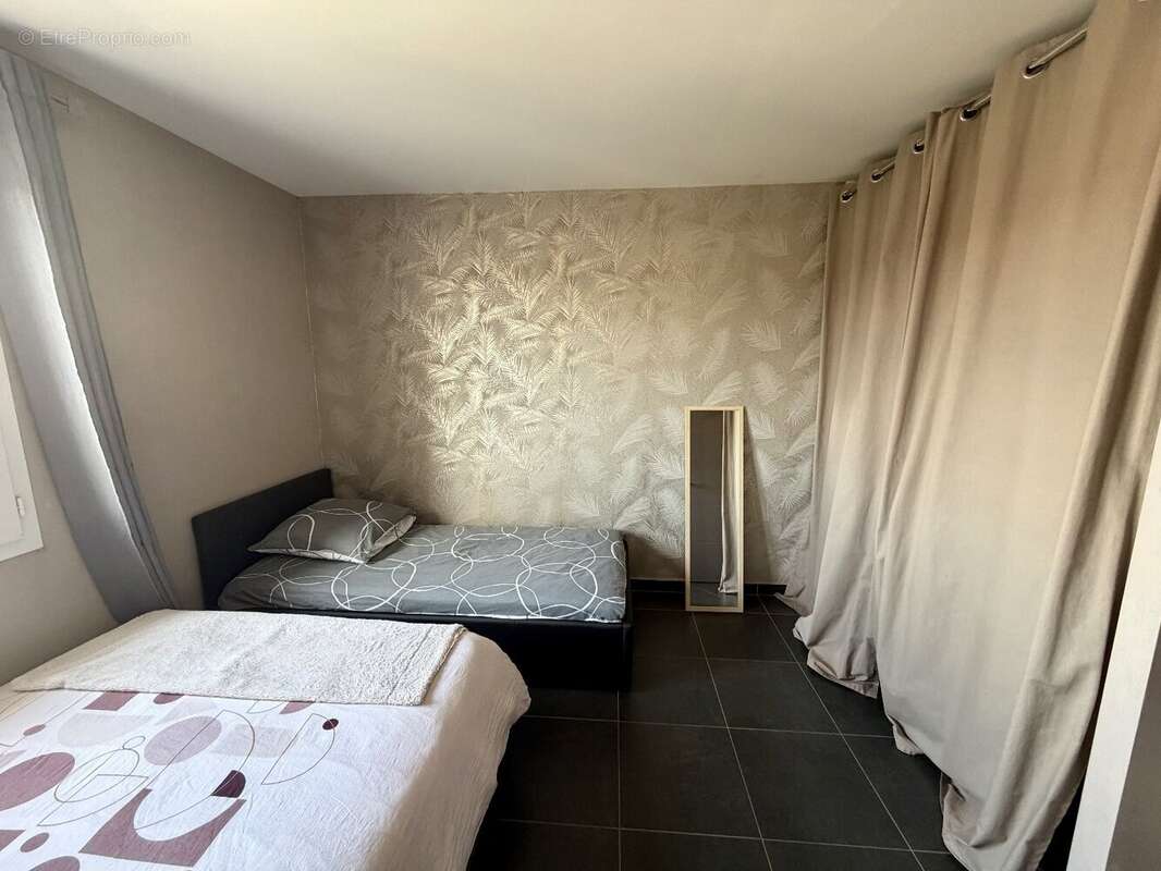 Maison à BESSAN