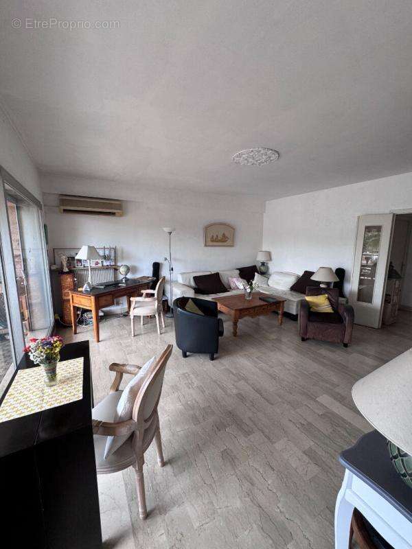 Appartement à CAGNES-SUR-MER