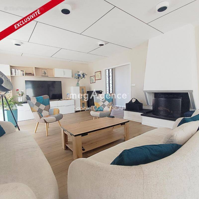 Maison à SAINT-LEGER-SOUS-CHOLET