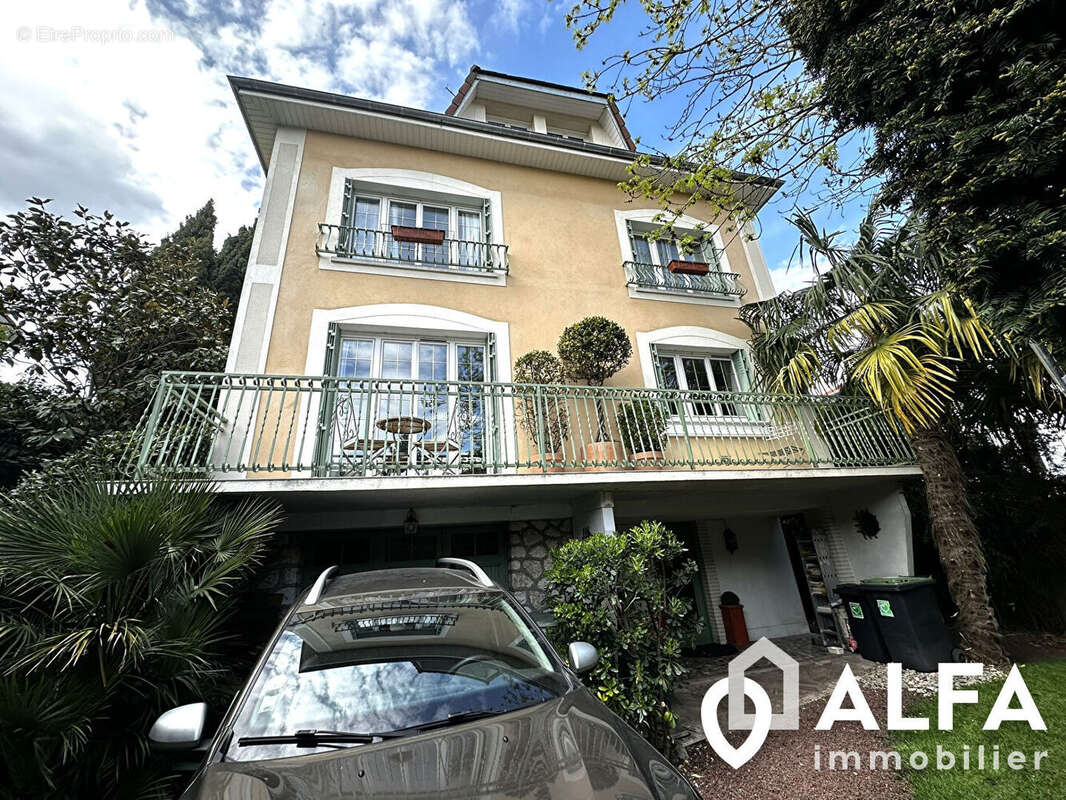 Maison à SAINT-GRATIEN