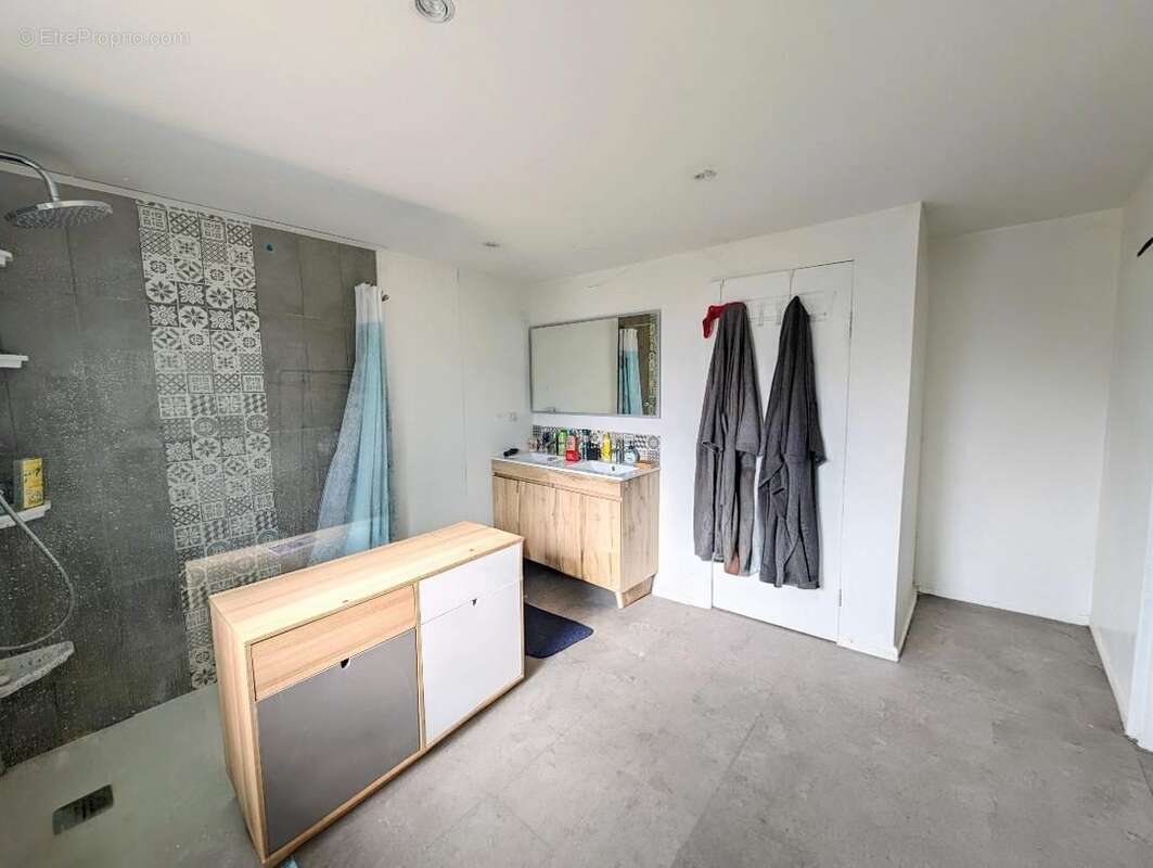 Maison à BUXEROLLES