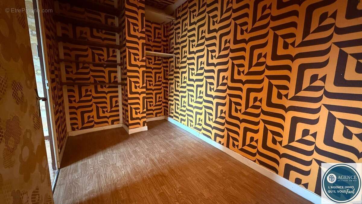 Maison à SAINT-MAURICE-L'EXIL