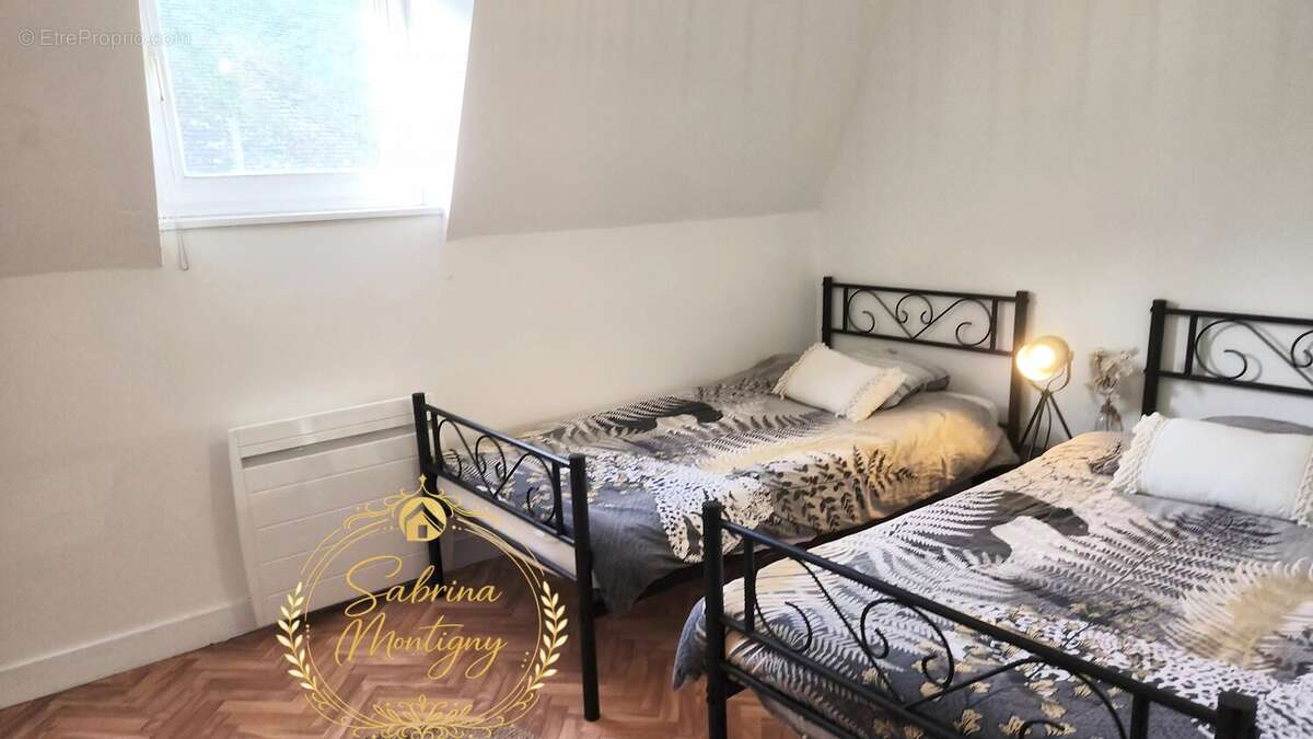 Maison à AZAY-LE-RIDEAU