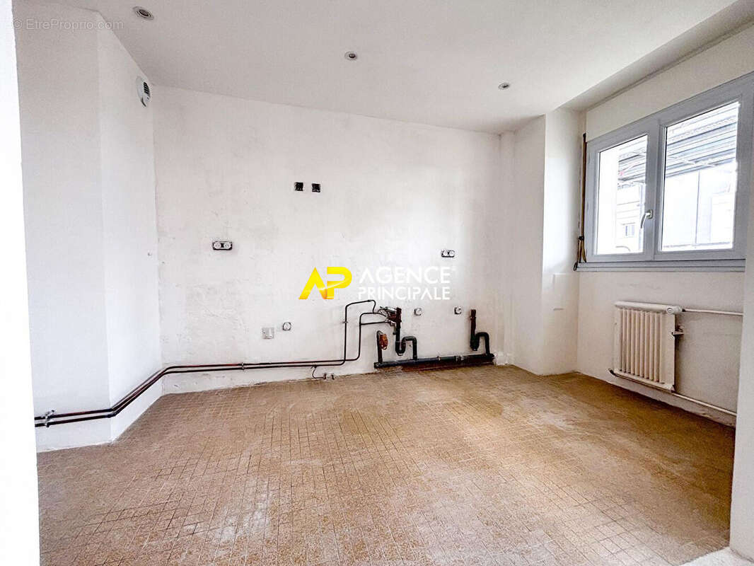 Appartement à SARTROUVILLE