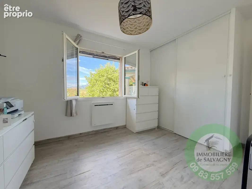 A vendre maison familiale de plain-pied - photo 9