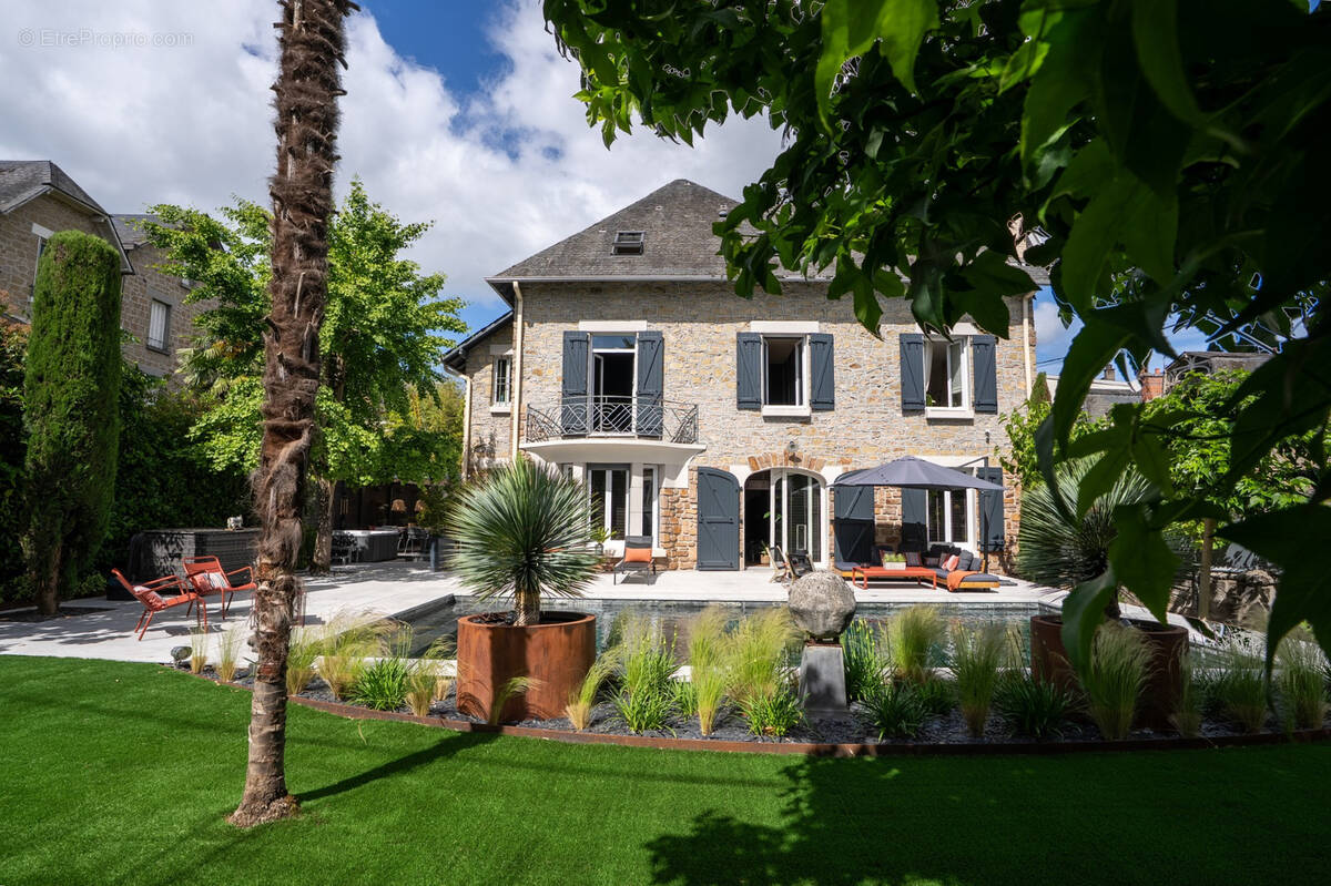 Maison à BRIVE-LA-GAILLARDE