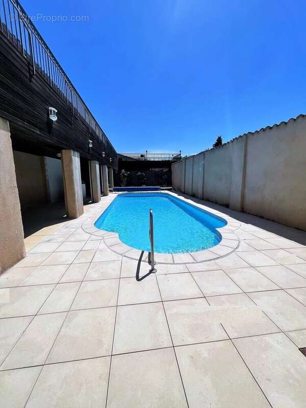 Appartement à LA REDORTE