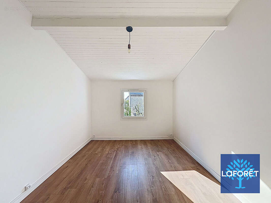 Maison à LA FERTE-ALAIS