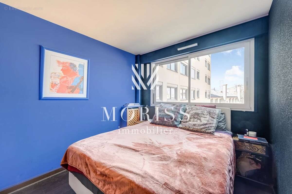 Appartement à PARIS-11E