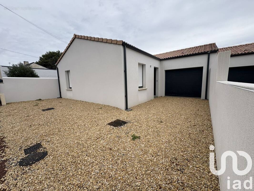 Photo 1 - Maison à CHALLANS