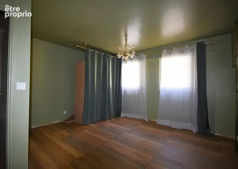 Maison à vendre 7 pièces CARPENTRAS (84) - photo 8