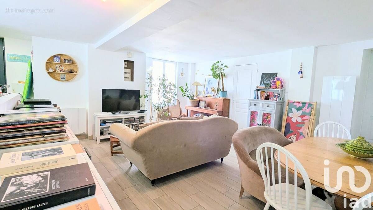 Photo 1 - Appartement à EPONE