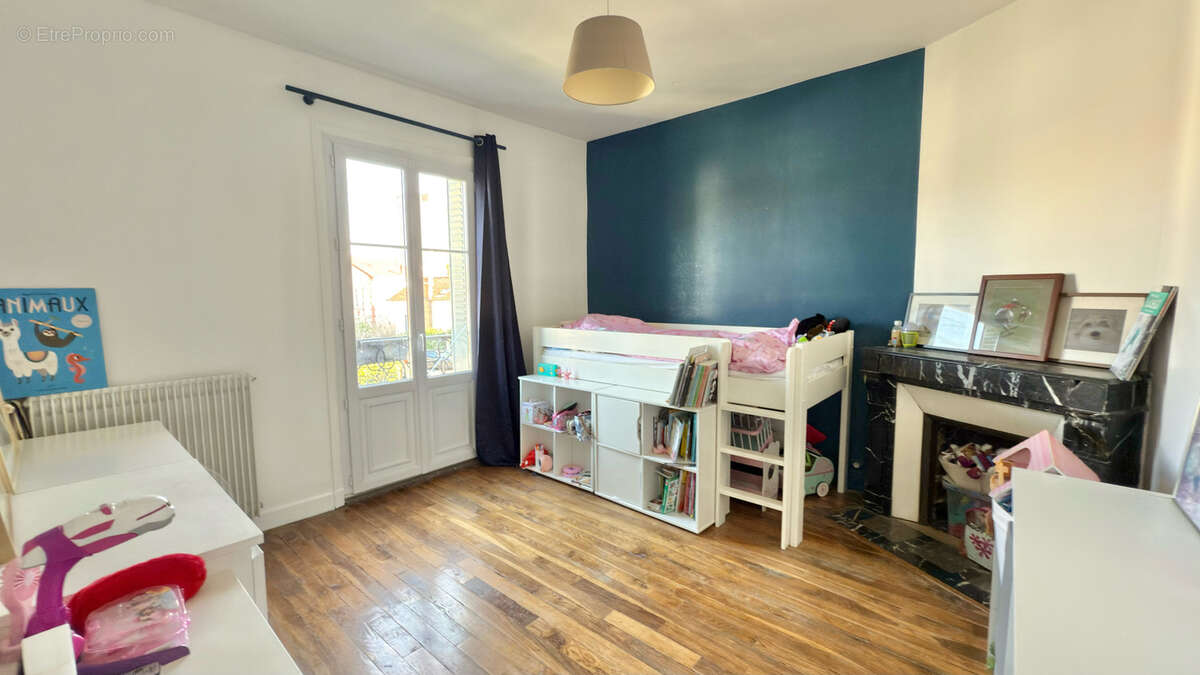 Maison à SAINT-GRATIEN