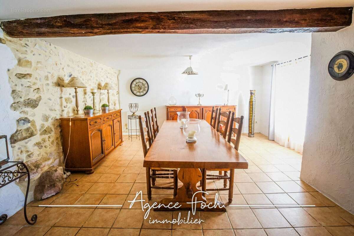 Maison à CASTELNAU-MAGNOAC