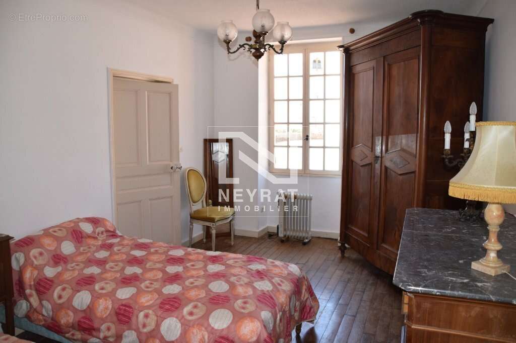 7 kms d'Arnay-le-Duc, Maison en pierre 3 chambres sur 2600m² - photo 10