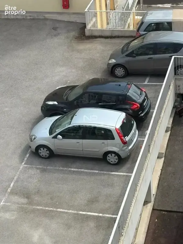 Parking rue gounot - photo 3