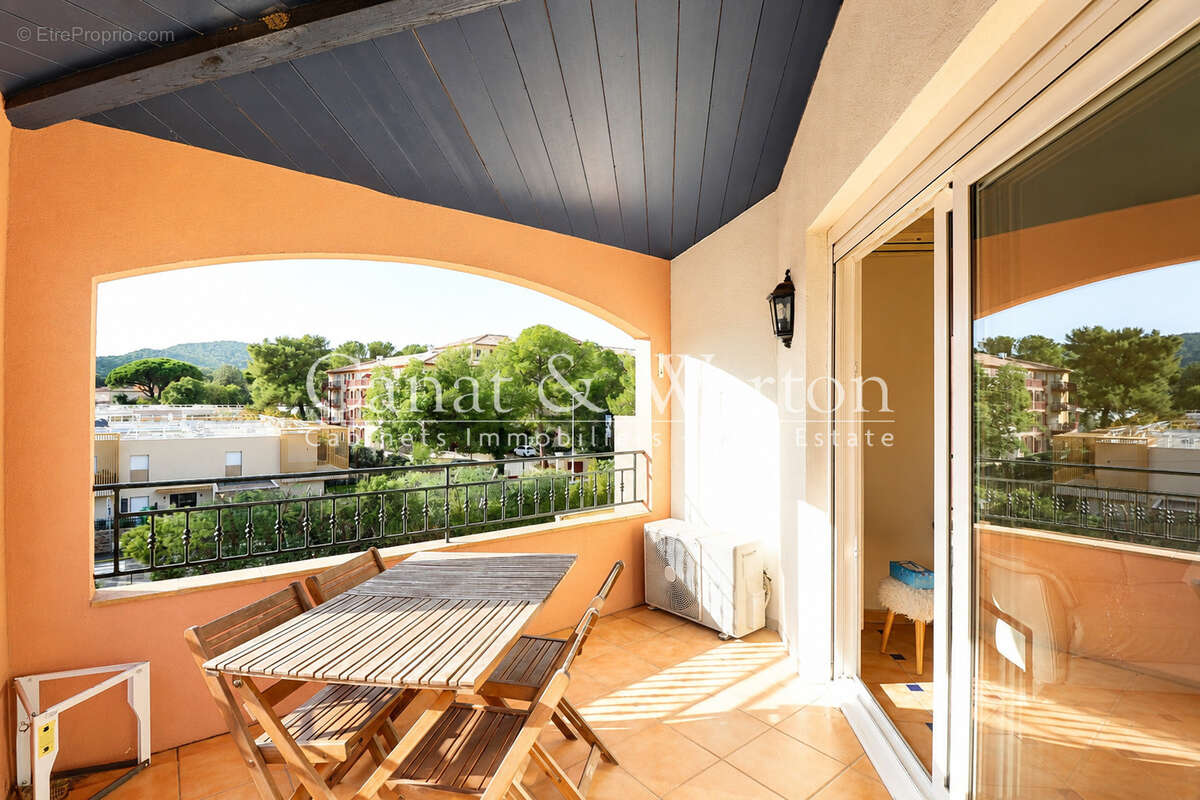 Résidence avec 2 piscines et tennis proche du centre-ville: t 4 en dernier étage avec 3 terrasses - photo 5